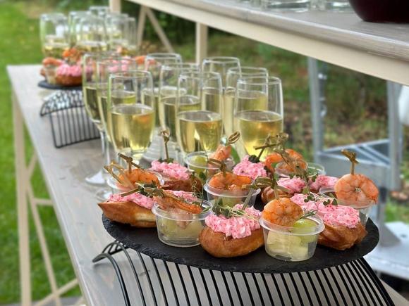 Фуршет на 100 персон в Твери